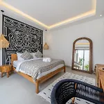 Bali Best - Kept Secret - Brand New Villa With Private Pool - Steps From The Action